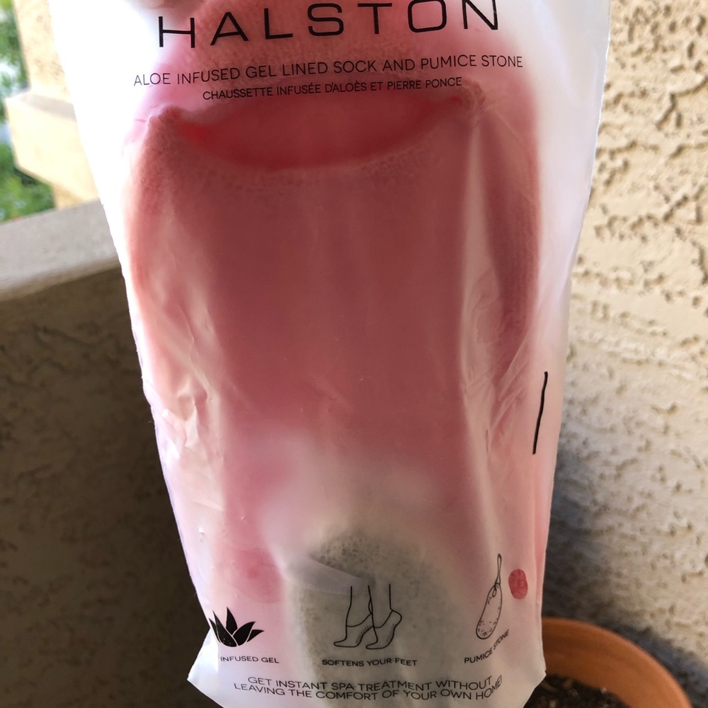 HALSTON Aloe Infused Gel Lined Sock and Pumice Stone